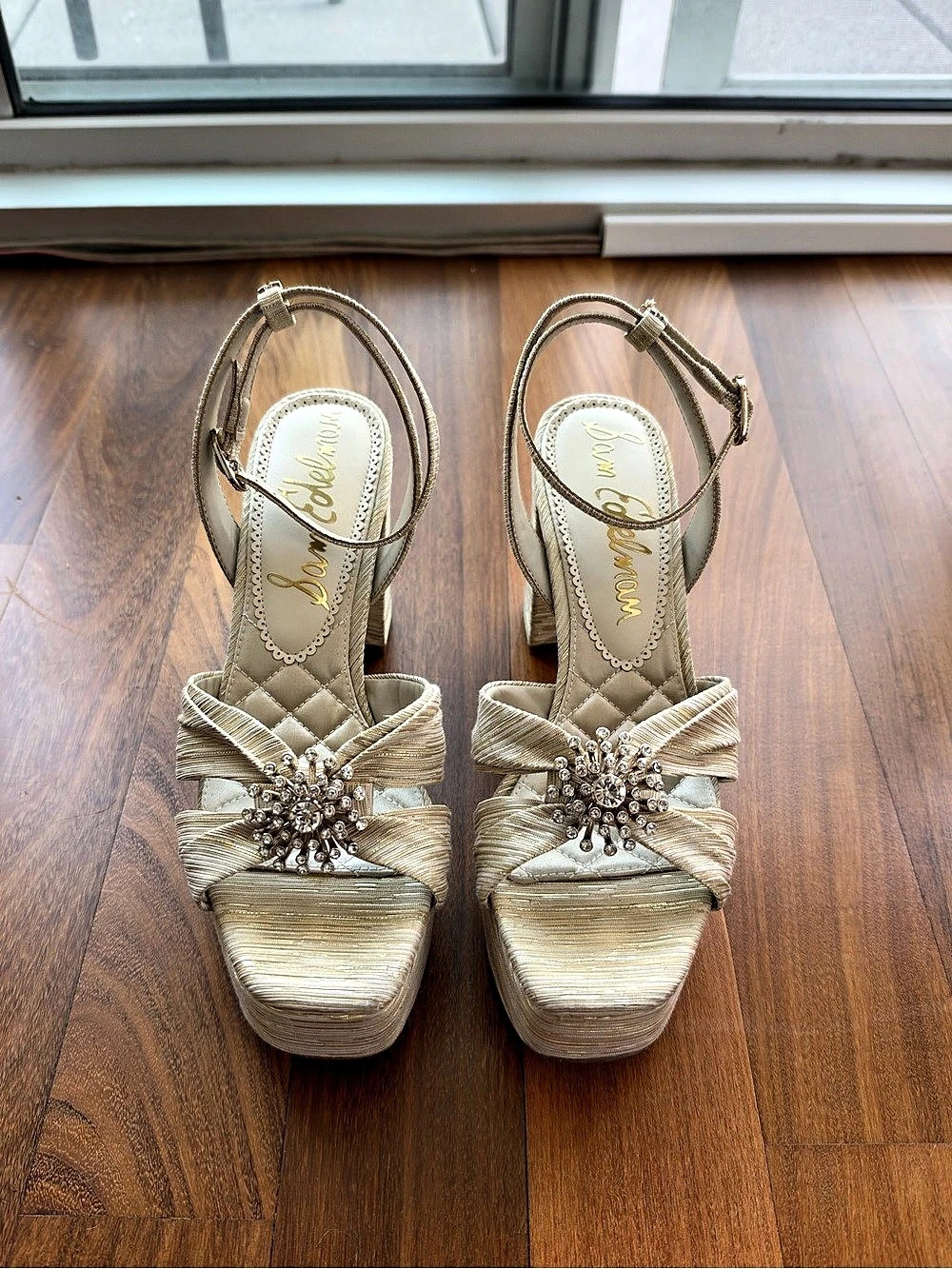 EUC Sam Edelman Metallic Gold Pleated Crystal Embellished Platform Heel (BRIDAL)